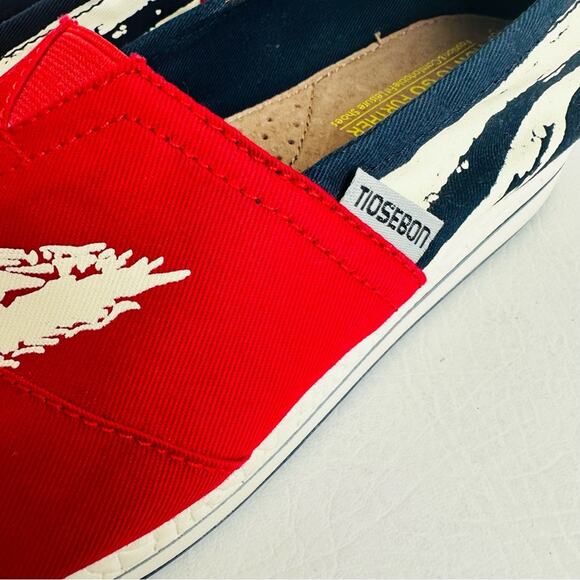 TIOSEBON Womens Casual Canvas Flat Slip On Shoes Patriotic Red White Blue Size 7 - Picture 4 of 11